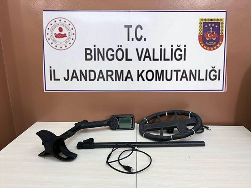 Jandarma Ekipleri Kaçak Kazıya DUR Dedi